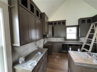 2333 W Seminole Dr, Rogers, AR 72758 - photo 4