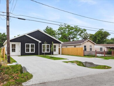 4124 Vaughn St, Houston, TX 77016 - photo 2
