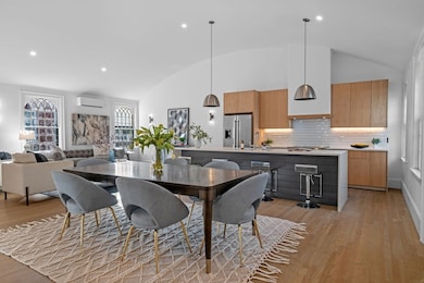 134 Elm St, Marblehead, MA 01945 - photo 2