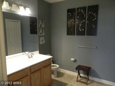 5305 Wyndholme Cir unit 102, Baltimore, MD 21229 - photo 3