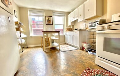 2 Baldwin Place unit 3R, Boston, MA 02113 - photo 6