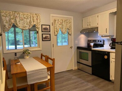 6 Amoskeag Rd, Concord, NH 03301 - photo 5