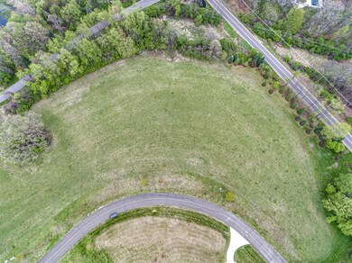 4900 Nantucket Dr unit 2, Jackson, MI 49203 - photo 3