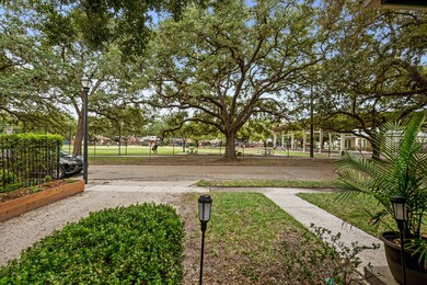821 Pizer St, Houston, TX 77009 - photo 4