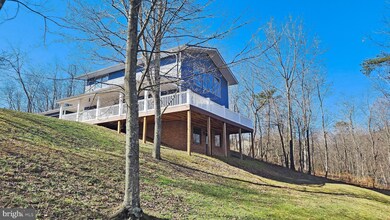 80 Pam Ct, Ridgeley, WV 26753 - photo 2