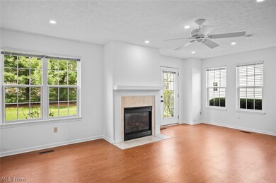 8780 Morgan's Run unit 2C, Olmsted Falls, OH 44138 - photo 4