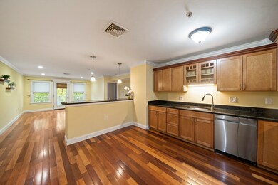 45 Hancock St unit 203, Quincy, MA 02171 - photo 3