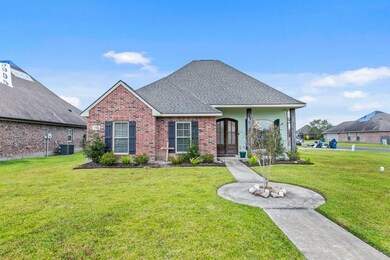 1312 W Eagle's Nest, Lake Charles, LA 70611 - photo 2