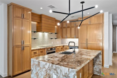OPEN GOURMET KITCHEN