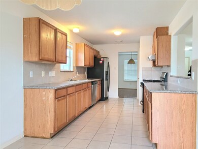 7902 Spring Fern Ln, Houston, TX 77040 - photo 7