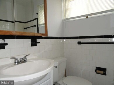 2111 Walshire Ave, Baltimore, MD 21214 - photo 4