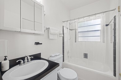 172 N County Rd unit 5, Palm Beach, FL 33480 - photo 4