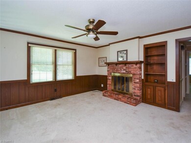 1845 Kenmore Dr, Statesville, NC 28625 - photo 2