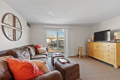 9 Silver Hill Ln unit 23, Natick, MA 01760 - photo 2