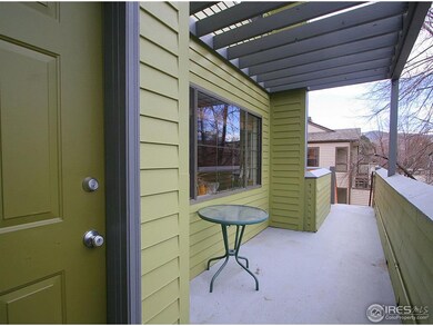 Private Front Entry Patio