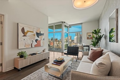 The Mark unit 2103, San Diego, CA 92101 - photo 4