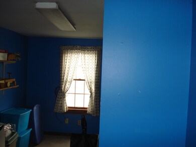 1181 Old Claremont Rd, Charlestown, NH 03603 - photo 3