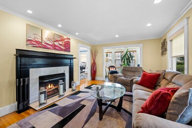 90 Chaffee Ave, Waltham, MA 02453 - photo 6