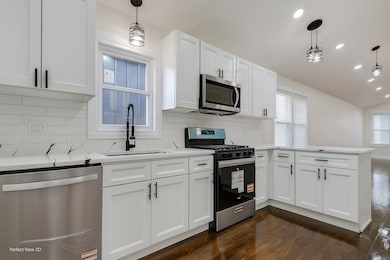 1319 E 89th St, Chicago, IL 60619 - photo 2