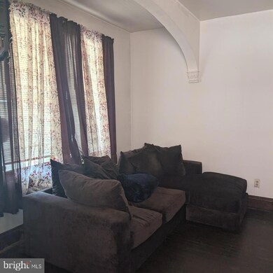 619 W Lafayette St, Norristown, PA 19401 - photo 2