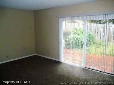 587 Winding Creek Rd, Fayetteville, NC 28305 - photo 3