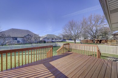 626 Heather Ct, Griffith, IN 46319 - photo 3