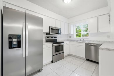 1405 Dolphin Dr, Lakeland, FL 33801 - photo 5