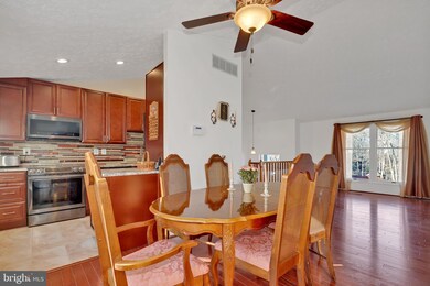 16131 Olmstead Ln, Woodbridge, VA 22191 - photo 5