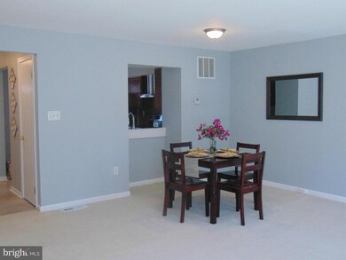 3626 Mcdowell Ct, Dumfries, VA 22026 - photo 7