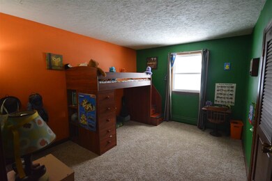 4 Bailey Ave, Allenstown, NH 03275 - photo 3