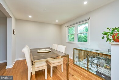 1004 Westwood Dr NE, Vienna, VA 22180 - photo 7