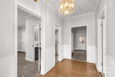 112 Mcconnell St, Clover, SC 29710 - photo 4