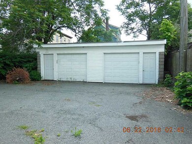 Garage.