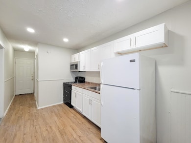 711 Avenue A unit 3, La Marque, TX 77568 - photo 7