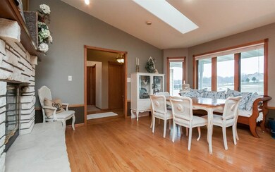 2829 S Park Ridge Rd, Marion, IA 52302 - photo 4