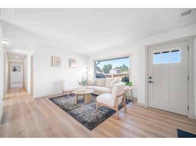 1710 Johnson St, North Bend, OR 97459 - photo 6