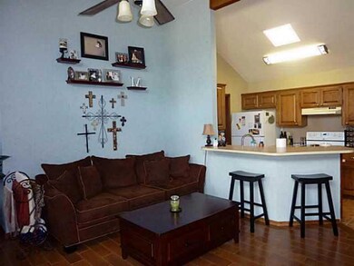 2327 Cedar Brook Dr, Moore, OK 73160 - photo 6