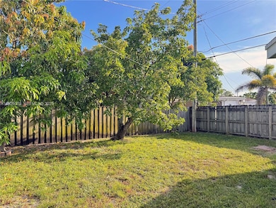 1400 N 70th Way unit 1, Hollywood, FL 33024 - photo 2