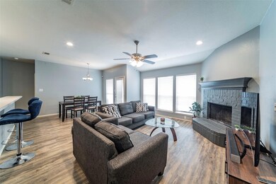 221 Whispering Dell Ln, Weatherford, TX 76085 - photo 4