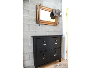 Efficient Foyer w/ Coat Closet & Hardwood Floors