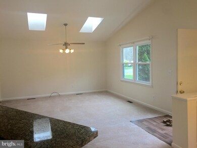 11020 Abbey Ln, Fredericksburg, VA 22407 - photo 2