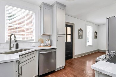 2226 Wilmore Dr, Charlotte, NC 28203 - photo 7