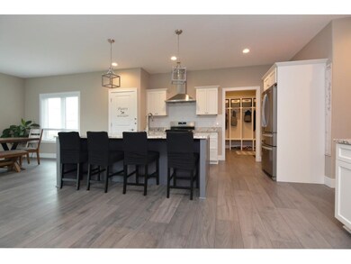 818 Sumac St, Oregon, WI 53575 - photo 4