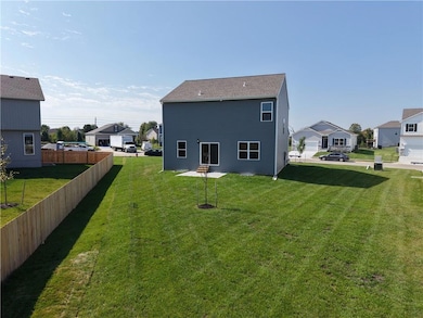 21807 Lucca Ln, Peculiar, MO 64078 - photo 4