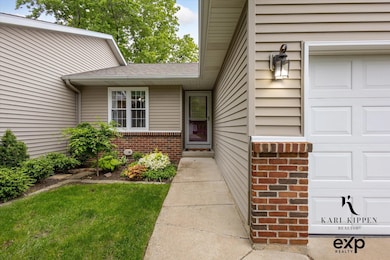 005-310-Timber-Creek-Cir-NW-WindowStill-