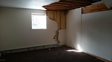 3105 Stroud Wood Cir, Stroudsburg, PA 18360 - photo 5