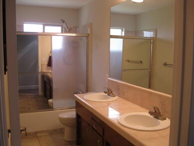 2847 Squire Ave, Redding, CA 96002 - photo 4