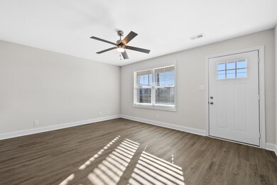 107 Mace Ln unit B, Oak Grove, KY 42262 - photo 2