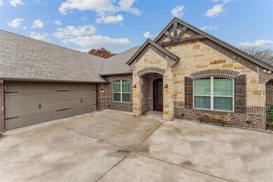 411 Bonita Dr, Granbury, TX 76049 - photo 3