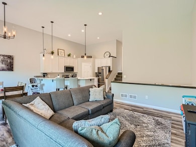 1241 Mullan Ct, Saint Paul Park, MN 55071 - photo 7